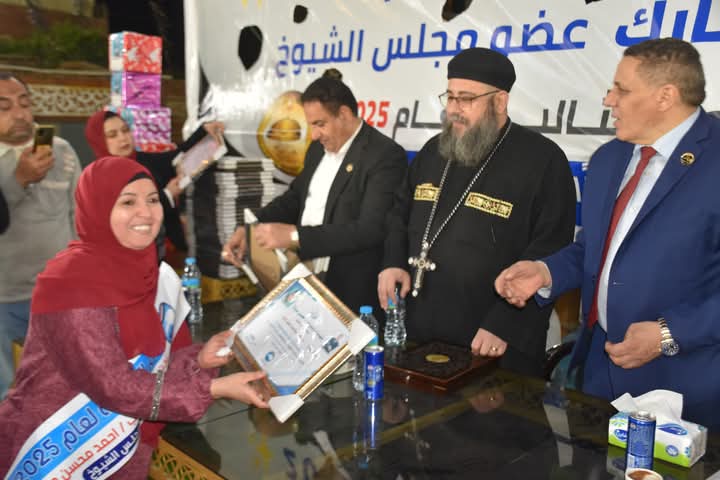 مؤسسة النائب أحمد محسن تكرم الامهات المثاليات 