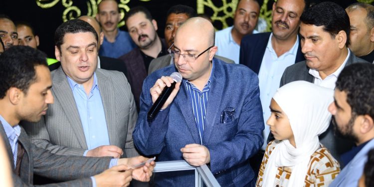 5 رحلات عمرة لمواطني سمسطا ببني سويف في افطار مستقبل وطن