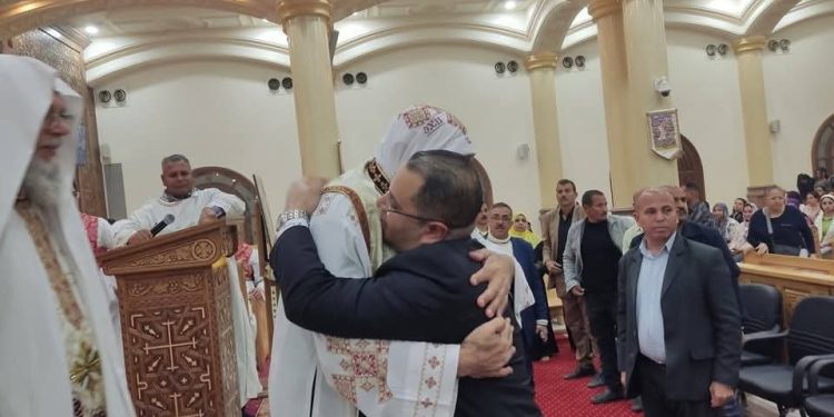 الشعب الجمهوري ببني سويف يهنئ قيادات الكنيسة وأقباط ناصر بعيد القيامة المجيد
