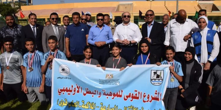 " صبحي وغنيم " يفتتحان مبنى الخدمات والأنشطة بنادي الشبان المسلمين