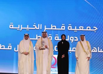 تكريم قطر الخيرية على هامش الاجتماع الـ23 لوزراء الإسكان في الكويت