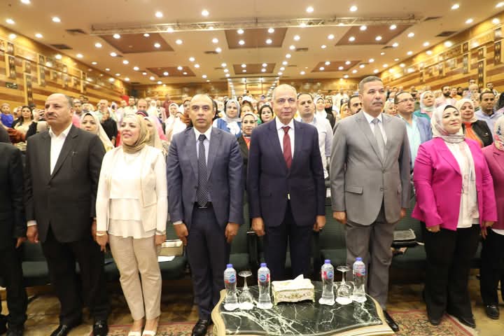 محافظ المتيا خلال مؤتمر التمكين الثقافي لذوي الاحتياجات 