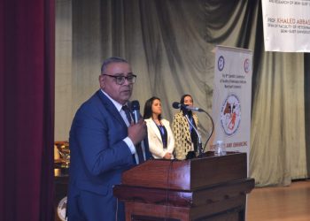 الدكتور خالد عباس حلمي، عميد كلية الطب البيطري بحامعة بنى سويف