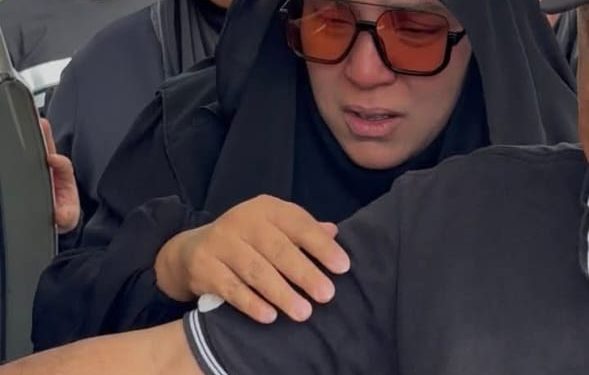 جانب من تشييع والد زهرة مصر سمر نديم