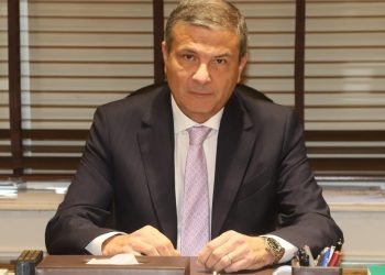 علاء فاروق وزير الزراعة واستصلاح الأراضي