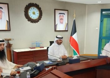 جانب من اجتماع طارئ للموانئ الكويتية