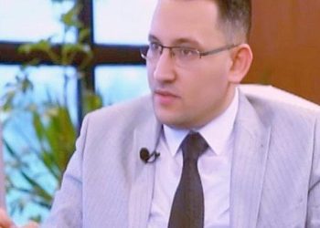 الدكتور أشرف غراب الخبير الاقتصادي