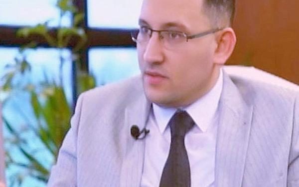 الدكتور أشرف غراب الخبير الاقتصادي