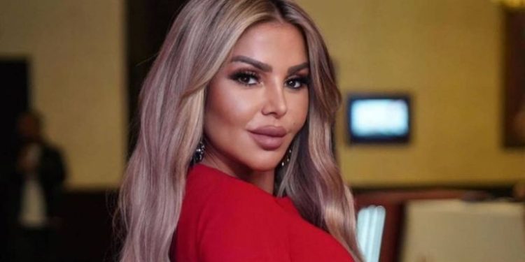 الفنانة روزان مغربي