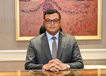 المهندس شريف الشربيني وزير الإسكان والمرافق والمجتمعات العمرانية