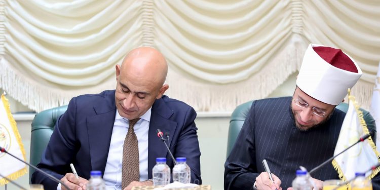 وزيرا الأوقاف والتعليم يوقعان بروتوكول تعاون