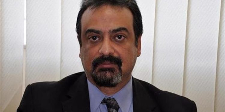الدكتور حسام عبد الغفار