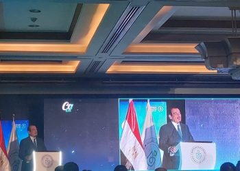 دكتور عمرو قنديل نائب وزير الصحة