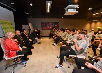 وزير الشباب وأبو ريده يتفقدان المنتخب المصري بقطر