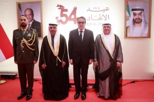 نائب رئيس الوزراء و وزير الصحة يشهدان إحتفال العيد الوطني ال54لدولة الإمارات العربية 