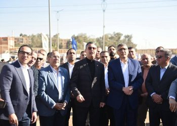 وزير التموين والتجارة الداخلية ومحافظ الجيزة يفتتحان سوق اليوم الواحد بمنطقة حدائق الأهرام