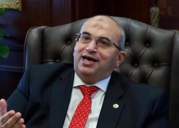 المحاسب الضريبي أشرف عبد الغني، مؤسس جمعية خبراء الضرائب المصرية