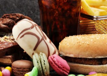 أطعمة تتسبب في الإصابة بالكبد الدهني