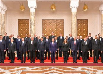 السيسي يشهد أداء المحافظين ونواب المحافظين اليمين الدستورية