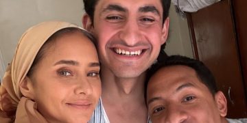 نيللي كريم وأمير المصري.. نجوم فيلم “القصص” يشعلون الحماس قبل العرض
